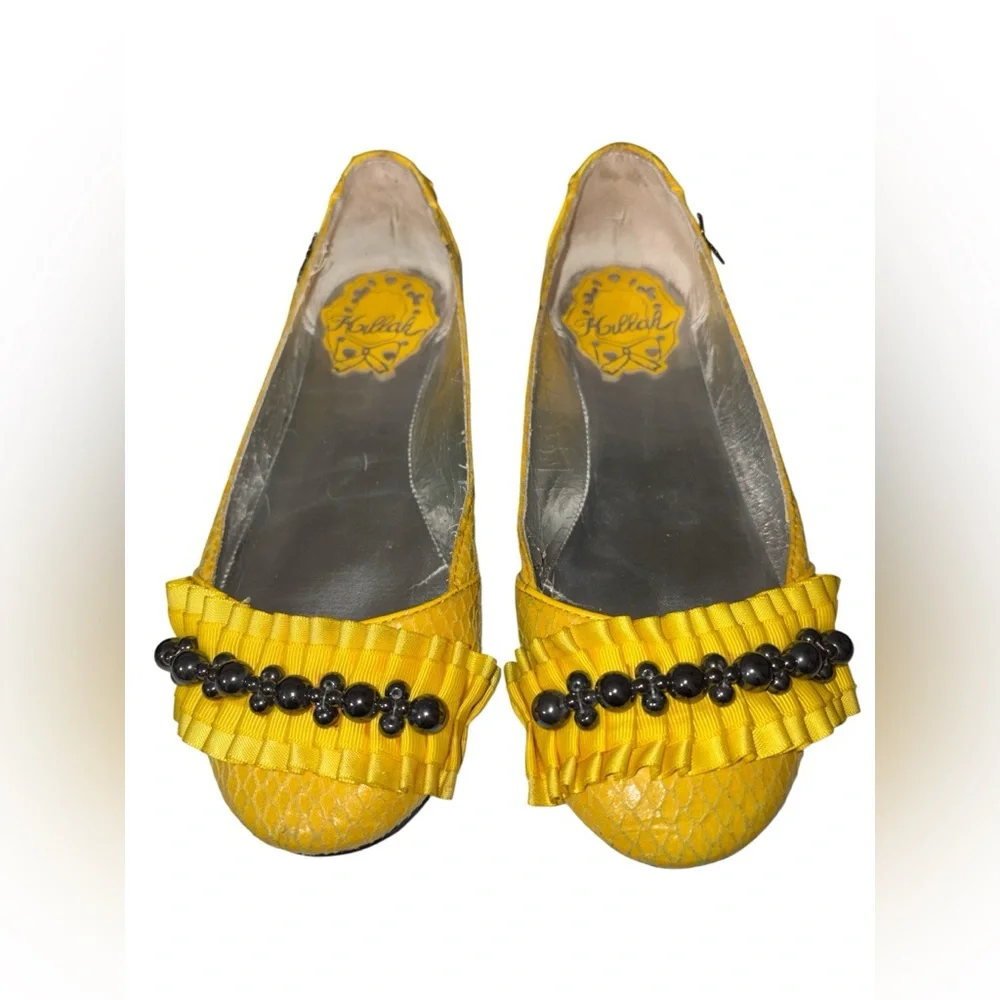 Killah Yellow Beaded Detail flats Size US 6